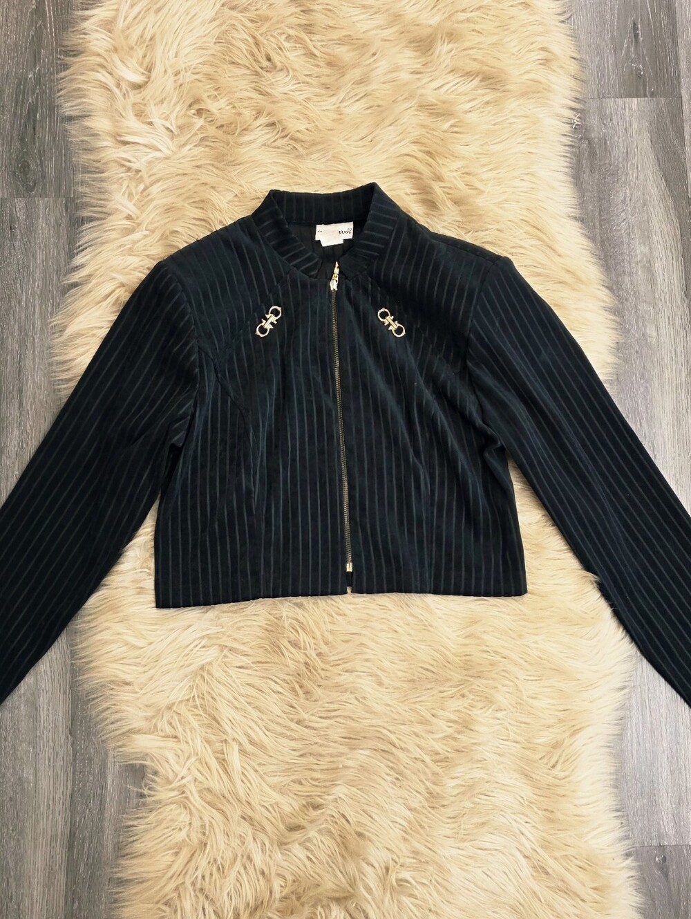 Vintage Fashion Bug Deep Green Velvet Cropped Zip Jacket with Gold Accents